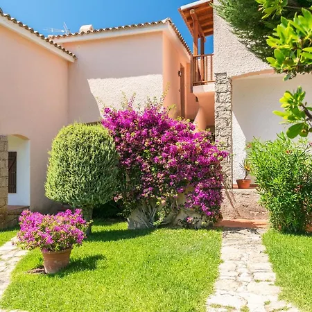 Casa Mucchi Bianchi D33 Arzachena